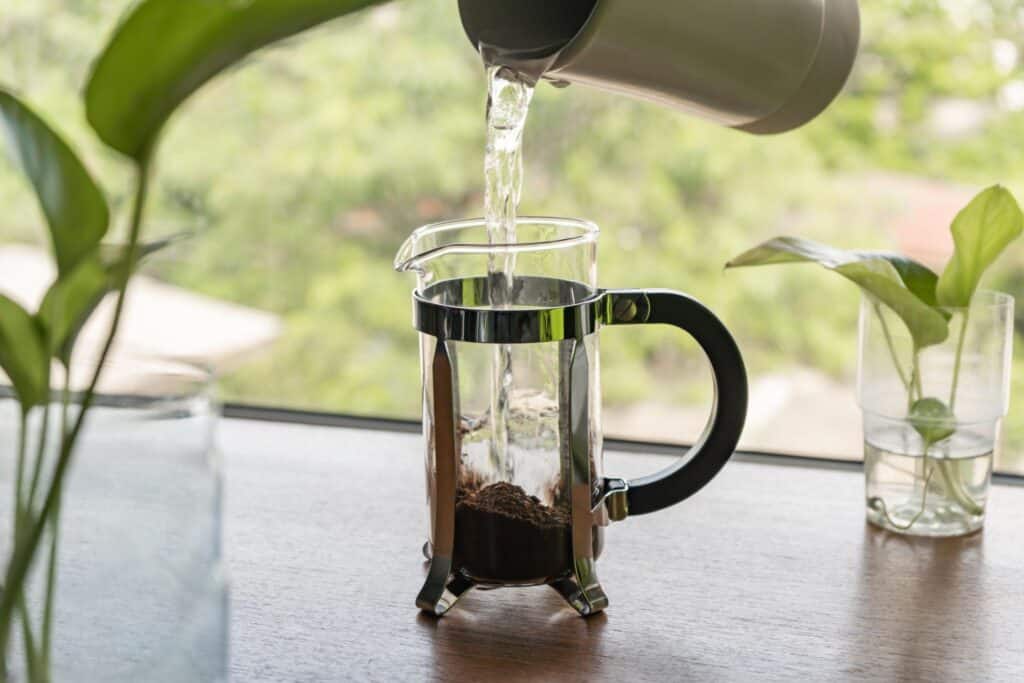 bloom cafe French Press mouture grossiere phase degazage infusion"